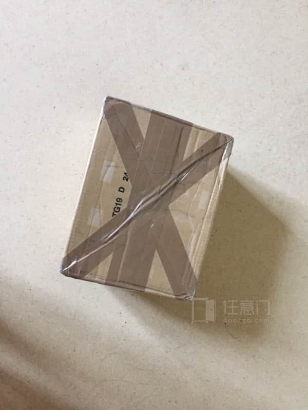 依然选的ems，不幸被海关扣了补充申报，不出所料被税了。还好选了挖煤姬的包税，确认收货后立马跟小圆手说了，反应很快，隔天就把税款退给我了。