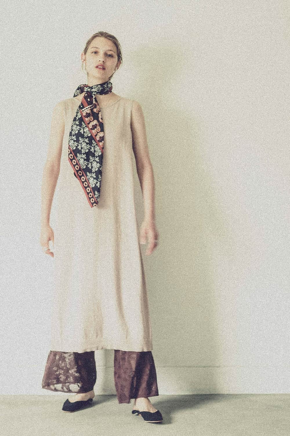 capricieuxlemage用成熟复古的色彩来呈现穿搭