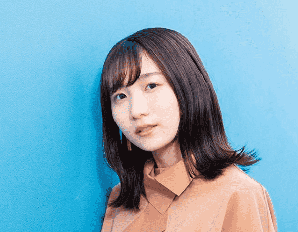 (几田りら)今年才刚满20岁,原本就在youtube翻唱许多知名日本歌手的歌