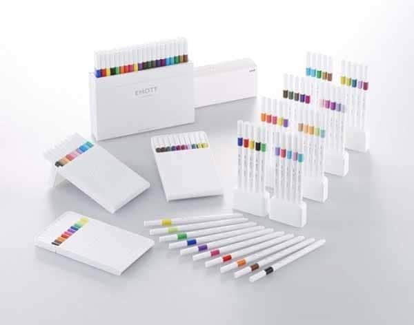 共40种颜色的时尚水性签字笔“EMOTT”新上市！
