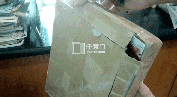 说实话心好累，买的是海景文件夹，走竹蜻蜓被海关折了。所以购买动漫周边的太太们要注意挖煤姬竹蜻蜓不会为海关造成的商品破损负责，包裹内加固没什么用。一开始就讲说记录仓库，联系中通客服，责任推来推去，最后把包裹寄回中通那边处理后得出结论是海关拆箱的问题，赔了我加固包裹内的...