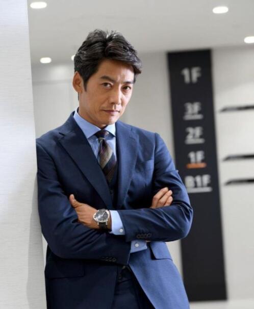 没想到反町隆史也曾是杰尼斯的一员!反町原本是jr.