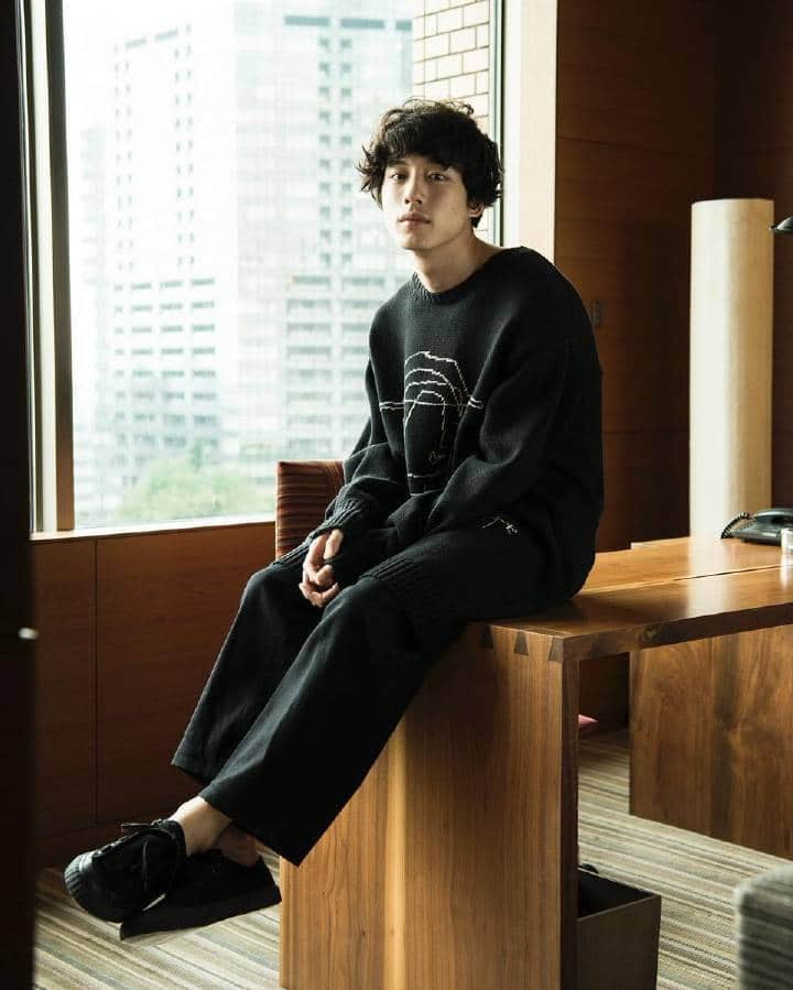 坂口健太郎的穿搭准则全解析